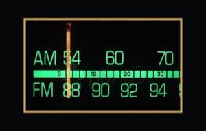 Escuchar radio AM/FM