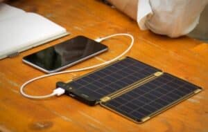 La Mejor App para Cargar el Celular con Energía Solar