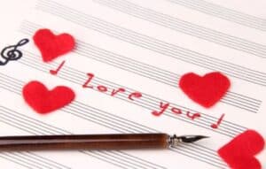 Amor en todas partes con música