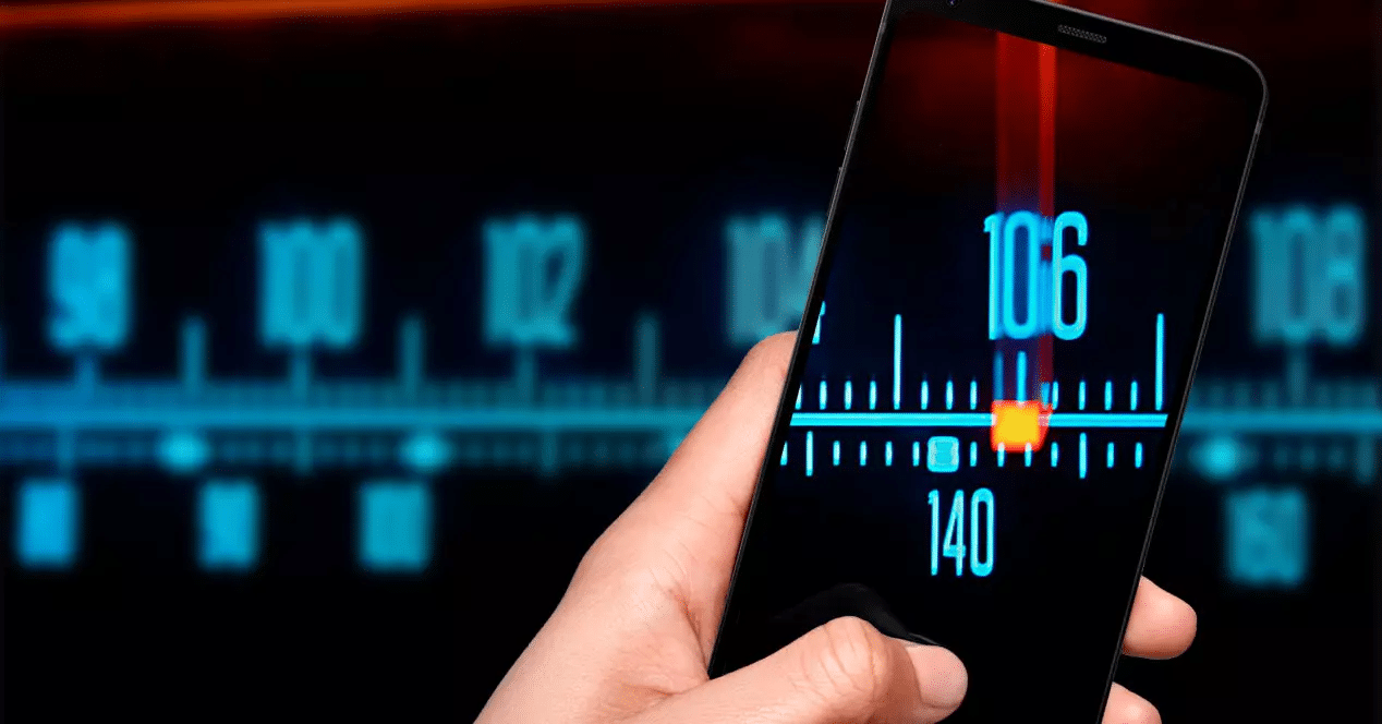 Con Radio, tu mundo suena