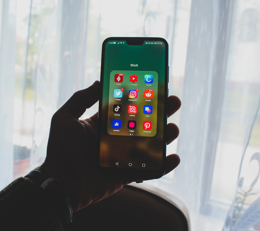 Activa Siri con una app: guía rápida y práctica